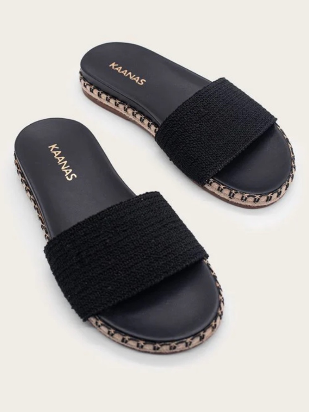 Kaanas Savaii Black NWT
